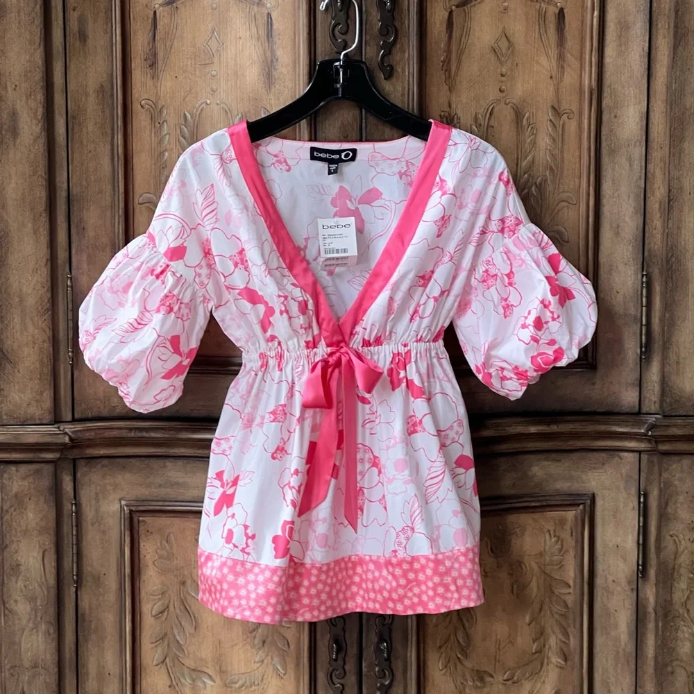 Bebe NWT Pink White Floral V-Neck Babydoll Top Empire Waist Puff Sleeves Sz S - Picture 3 of 15